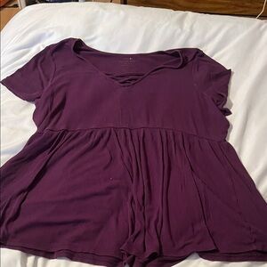 Women’s Short Sleeve Peplum Top - Deep Plum